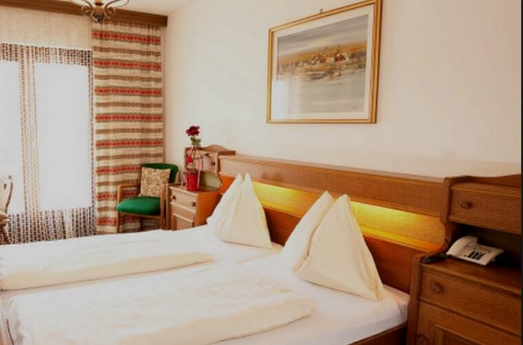 Hotel Chella Residency, Thirukadaiyur 2